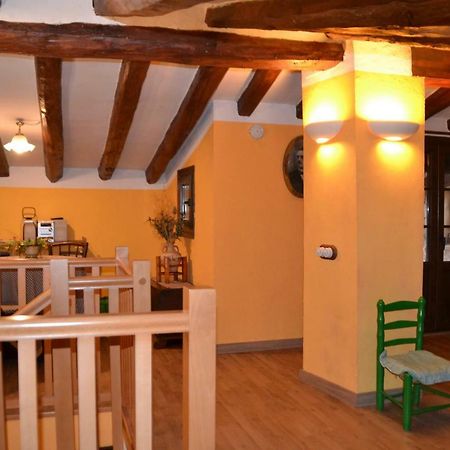 Can Font Guest House Siurana  Luaran gambar
