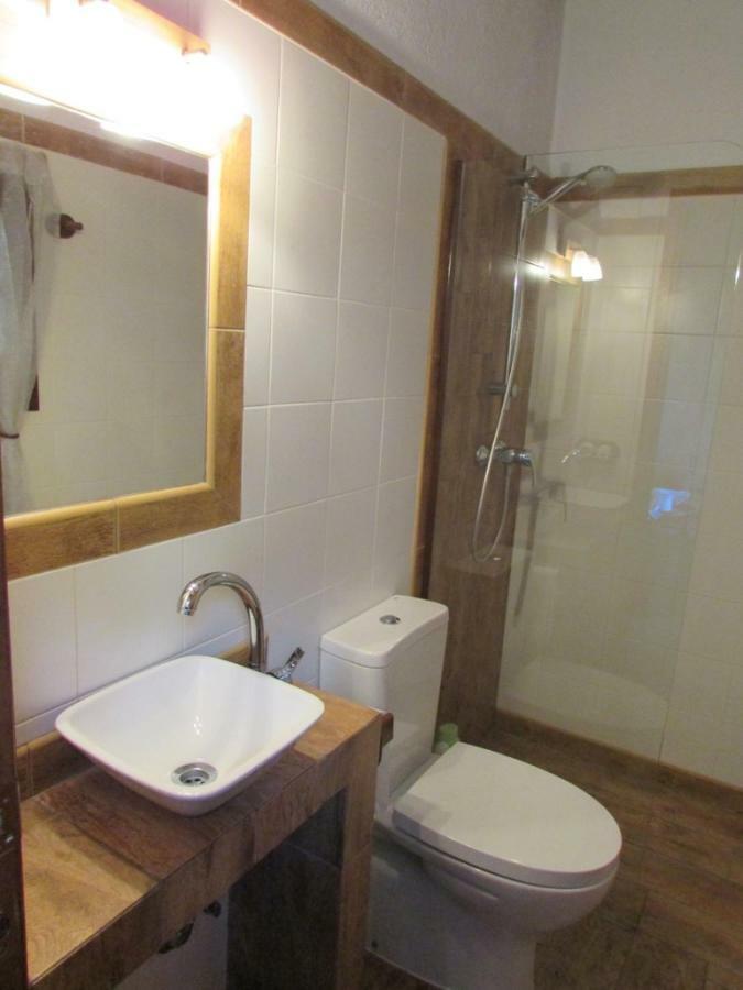Can Font Guest House Siurana  Luaran gambar